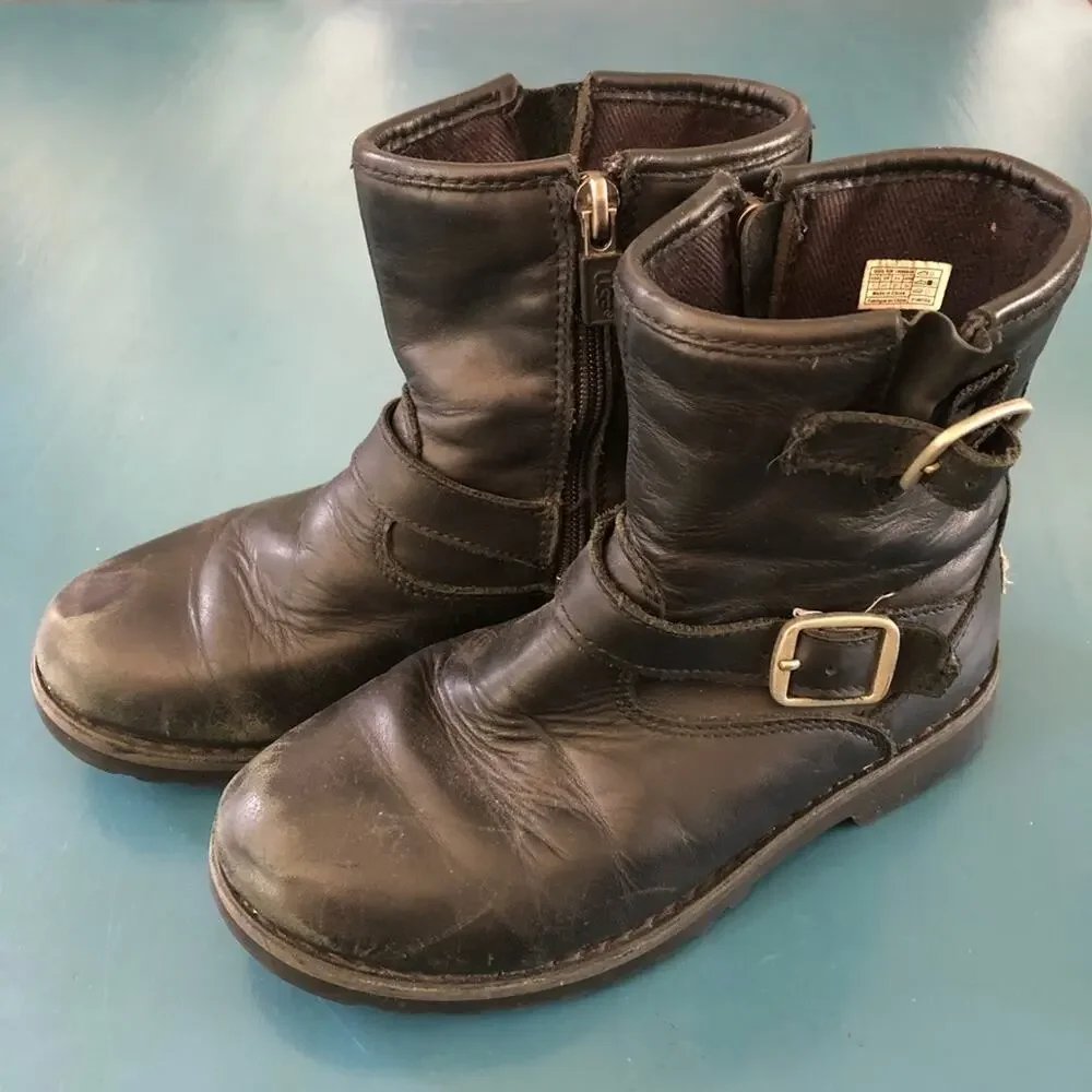 Ugg Kids Harwell Leather Boots Zip Closure Distressed Broken In Size 1 Unisex